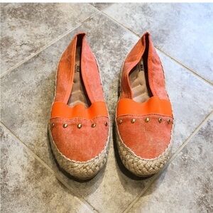 🆕 Avon orange studded canvas slip on espadrilles flats comfort